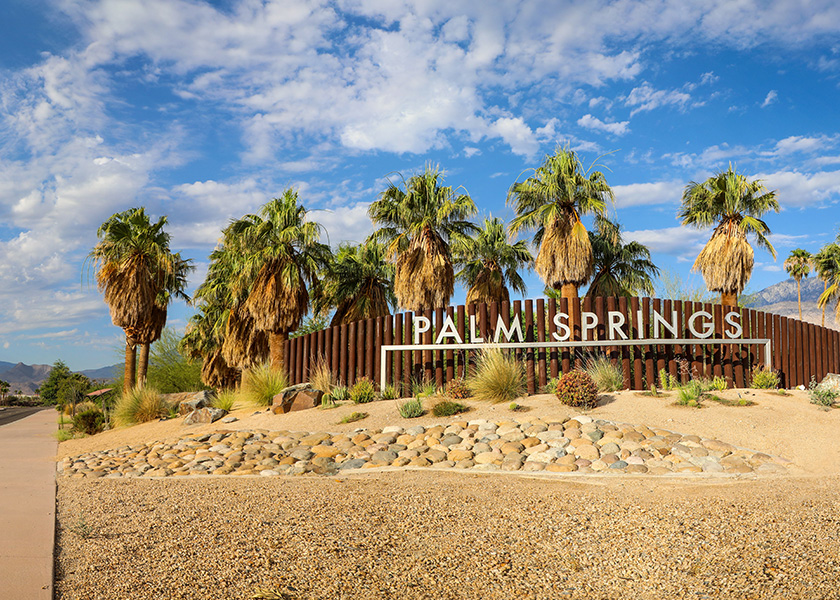 Palm Springs front entrance sign